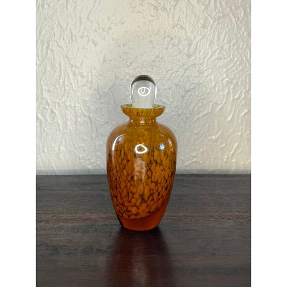 Amber Art Glass Perfume Bottle 1980s Vanity Decor - Picture 4 of 6